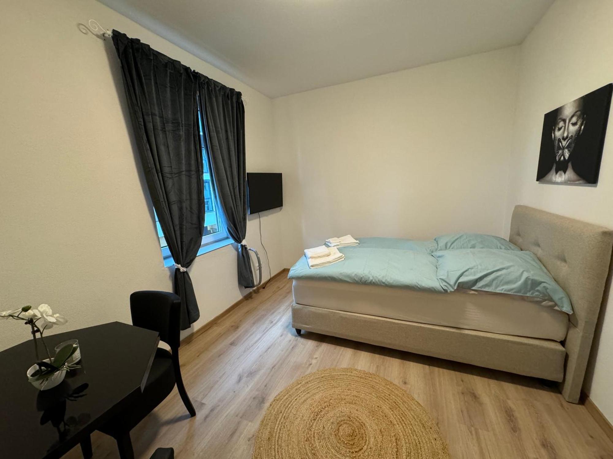 City Ferien Wohnungen 3 โรเซินไฮม์ ภายนอก รูปภาพ